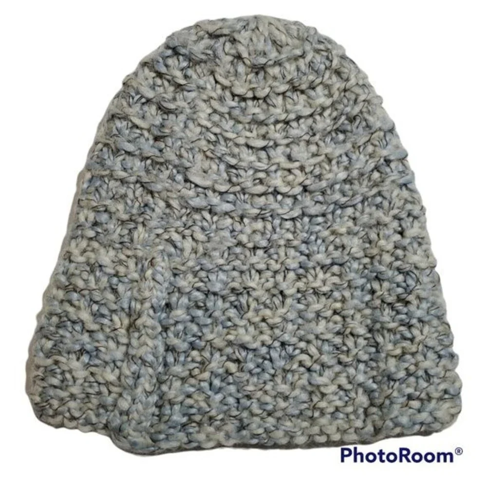 Calvin Klein Blue Cream Acrylic Wool Blend Beanie Hat Winter Snow Chunky Knit